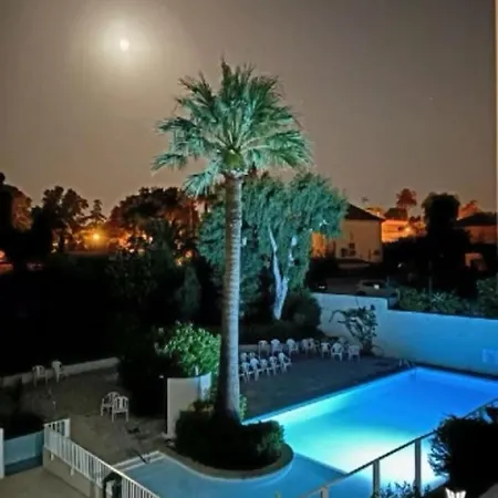 Seafront One Bedroom With A Terrasse Swimming Pool And A Parking Holiday home